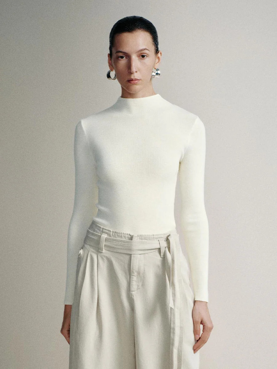 High Neck Knitted T-Shirts | Urban Revivo