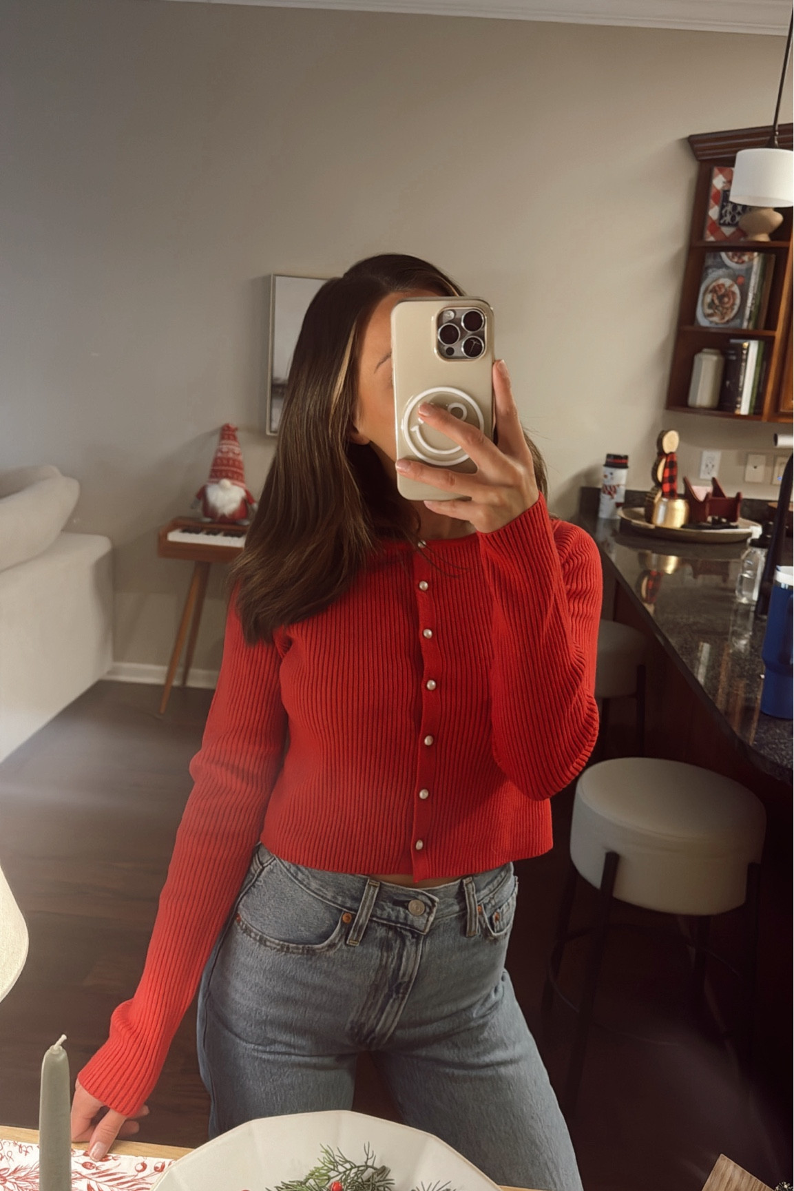 Size 26 in the jeans and XS in top ♥️