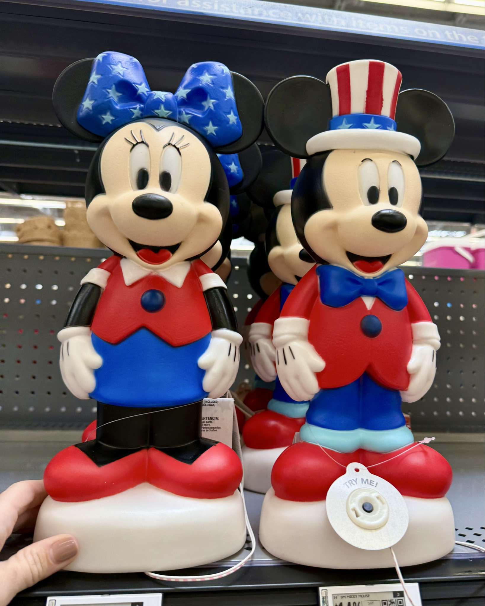 NEW Patriotic finds dropping at Walmart 😍👀
-
#DecorInspo #ViralFinds #WalmartDeals #Americana #WalmartStyle #PatrioticDecor #SummerVibes #StarsAndStripes #WalmartHaul #disney #mickeymouse #minniemouse