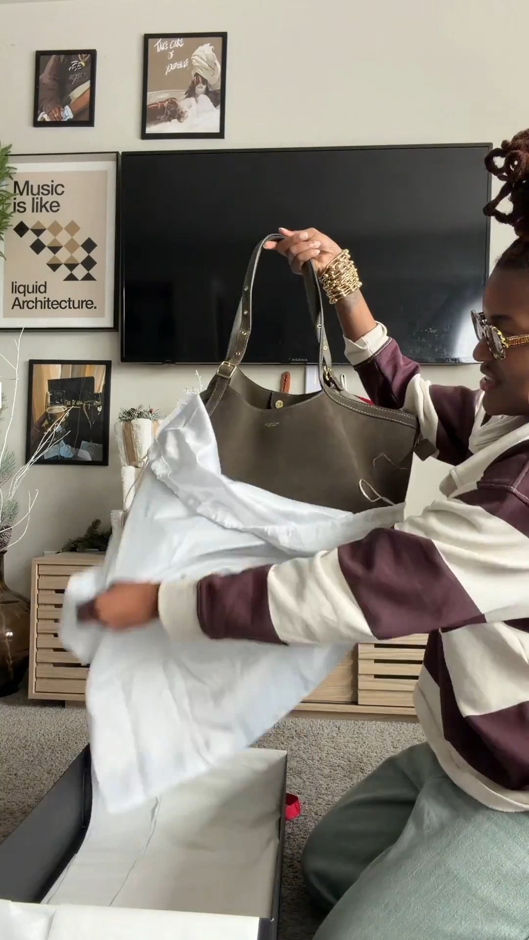 Unboxing my new Coach bag! 