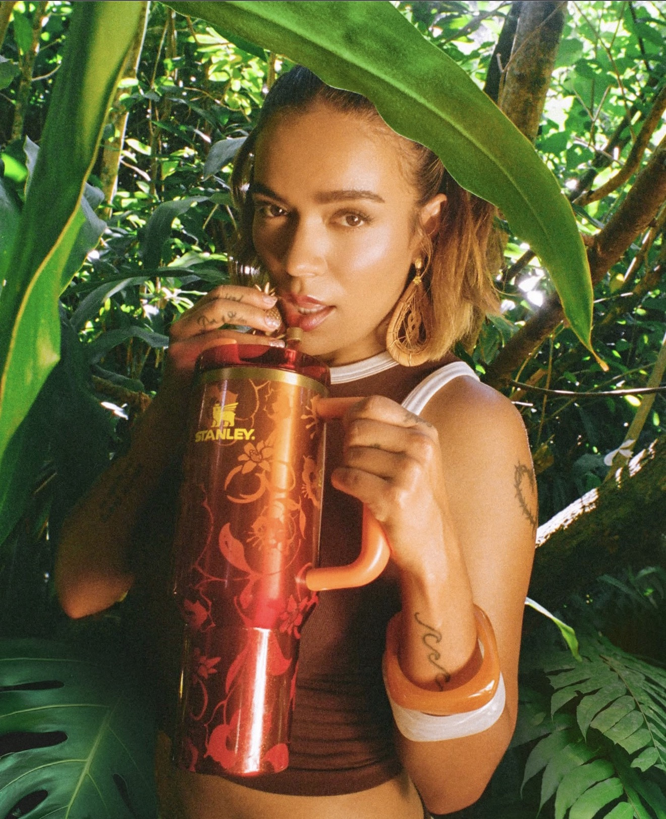 The Stanley 1913 x Karol G
Quencher® H2.0 Flowstate™
Tumbler dropping 3/26 
at 9AM PT/12PM ET

#LTKSaleAlert #LTKOver40 #LTKU