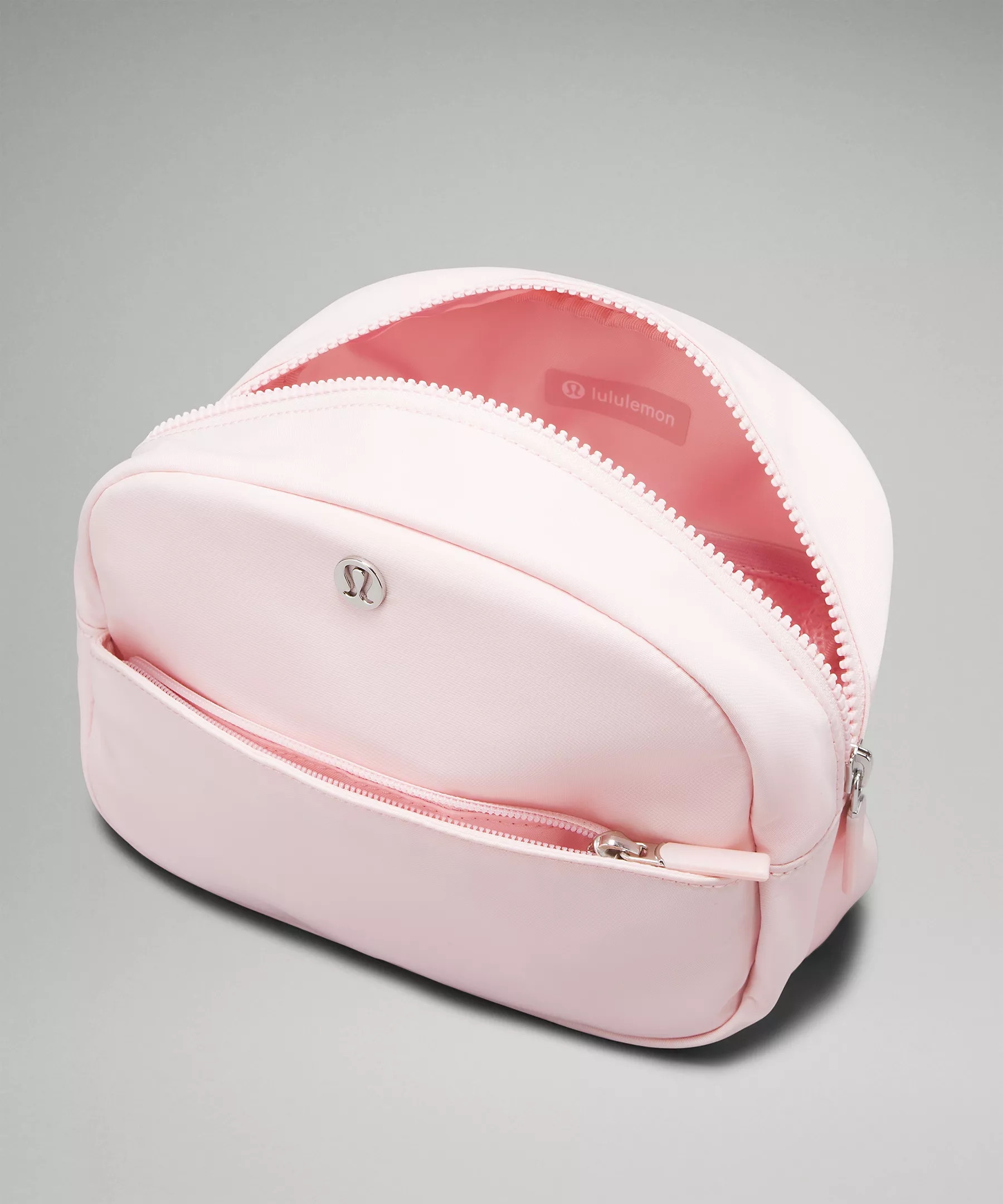 City Essentials Pouch 2L | Lululemon (US)
