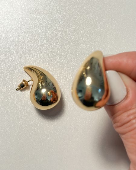 $12.99 vs $1350.00!!  These Amazon gold tear drop earrings are gorgeous!  Perfect for work, date night, special Occasions or just everyday!  These a save vs. splurge item that are a must have!

#LTKover40 #LTKGiftGuide #LTKparties