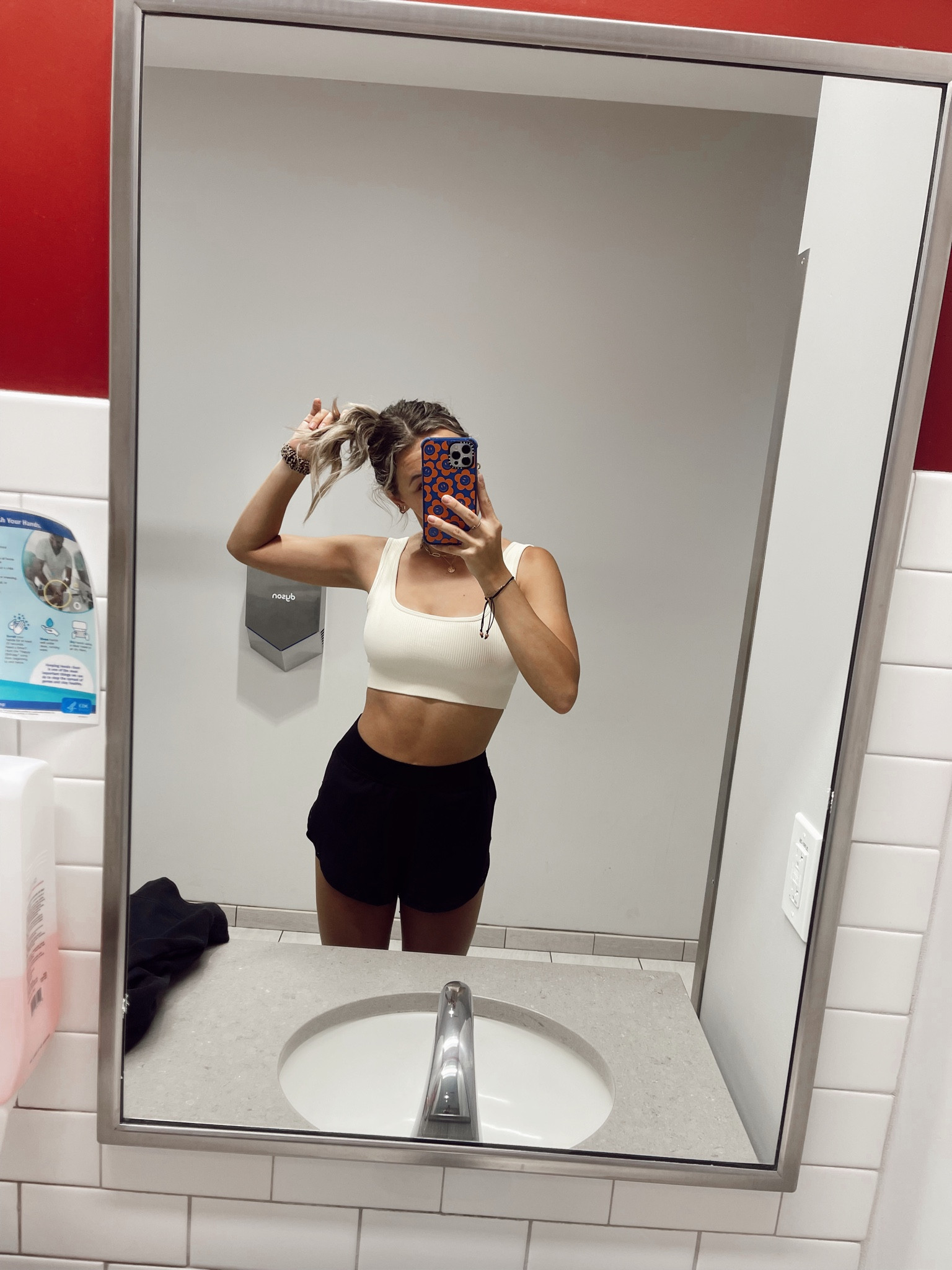 Cute workout clothes! My fav shorts 