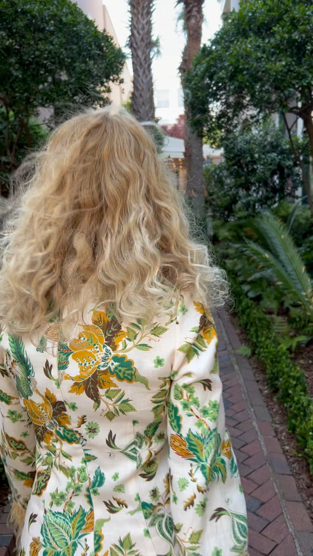 In fine feather . . . 
|
#arebelinprada #featherdress #feather #datenight #springstyle 
#resortstyle #weddingguest 
#mothersday

#LTKstyletip #LTKwedding #LTKtravel