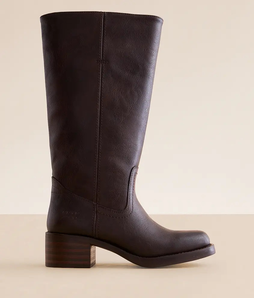 Miranda Boot | Buckle