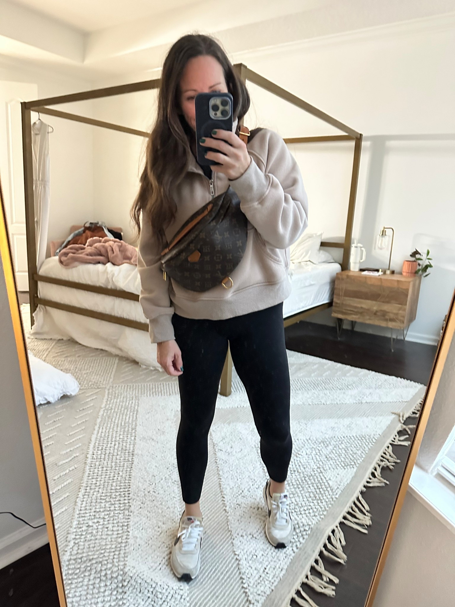 School drop off look, running errands, athleisure, casual fall 

#LTKSeasonal #LTKmomlife #LTKdayinmylife