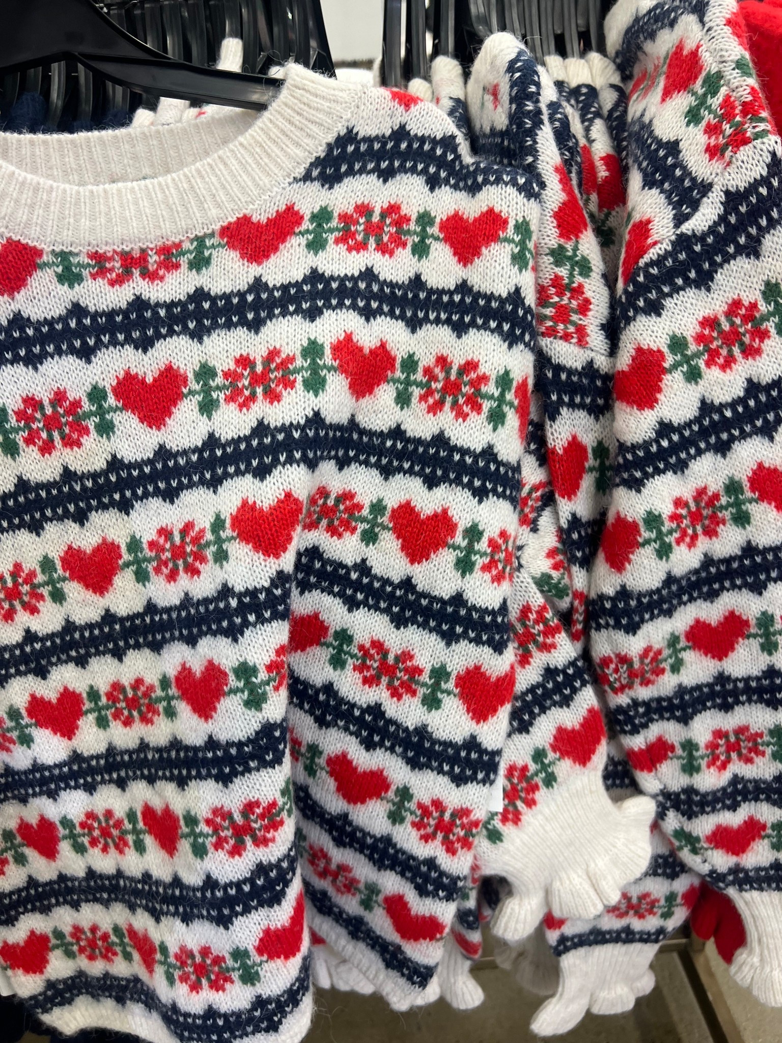 Christmas 🤝🏻 Valentine’s Sweater Vibes ❤️❤️❤️🎄


#LTKGiftGuide #LTKHoliday #LTKSeasonal