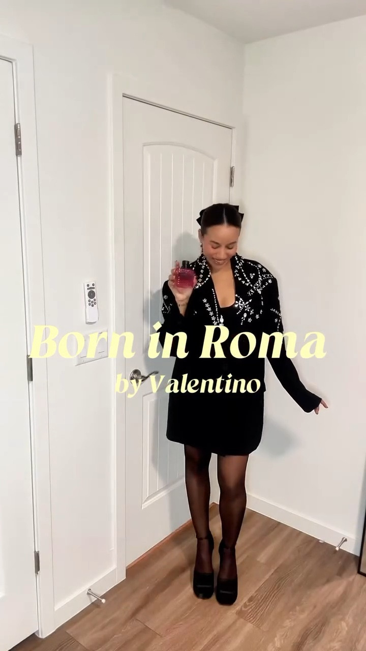 Matching my perfume to my outfit and today is Born in Roma by Valentino 💖

#valentinobeauty #perfumeforher #perfumeoftheday #dailyoutfit #dailyootd