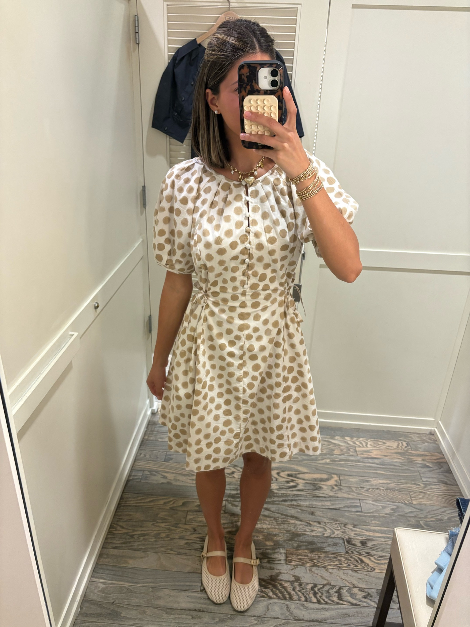 Polka dot tan LOFT dress wearing a size 4!

#LTKFindsUnder50 #LTKStyleTip