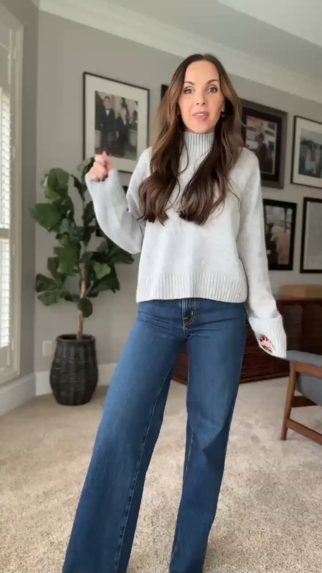 #AbercrombiePartner@abercrombie 
Rounded up my go-to Abercrombie pieces for Cyber Week — so many good basics and winter staples.


Promo: *Offer valid in stores and online from 11/24/2025–12/1/2025 in US/CA. Excludes clearance and gift cards. Online price reflects discount.
Promo Code: Use code CYBERAF to get an additional 15% off everything in stores and online at checkout from 11/24/2025–12/1/2025 in US/CA. Excludes clearance and gift cards. See details online. 

 