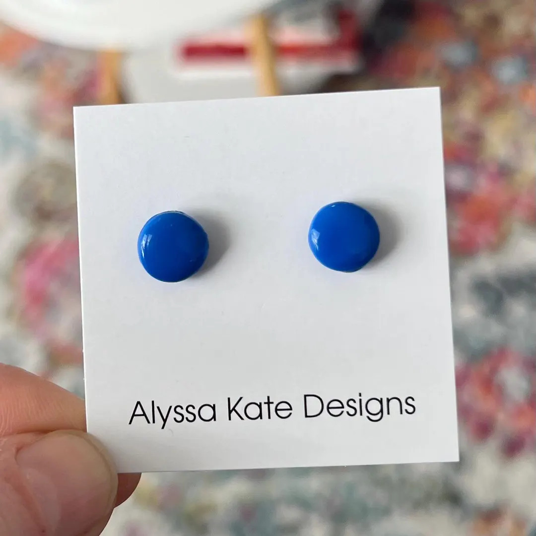 Blue Stud Earrings | True Blue | Simple Everyday Gift for Her | Handmade Polymer Clay Studs (6mm... | Etsy (DACH)