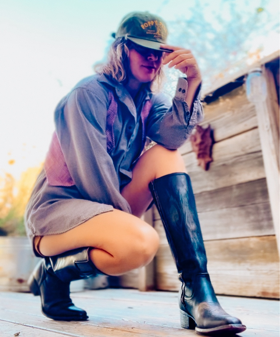 Montana : The most incredible FREEBIRD boots

I added the Woodland boot to this link because the stock on the Montana is low and the Woodland is similar 🖤
