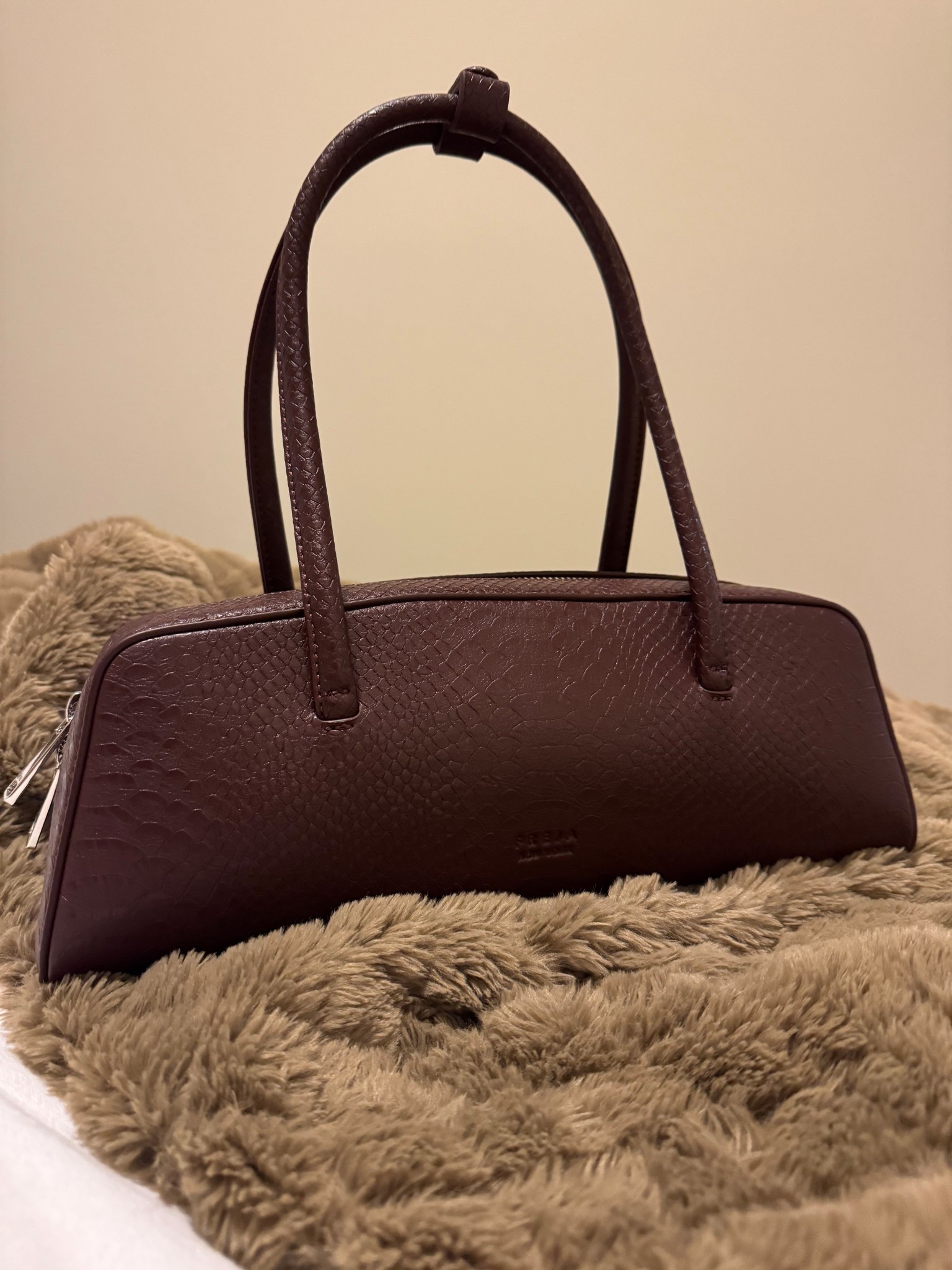 CYBER MONDAY DEAL 🤎 My newest addition from my fave vegan leather bag brand…ON SALE FOR $195!! Goes back to full-price, $358, in a couple days. Perfect gift for the trendsetter that you drew for “Secret Santa,” or your NEW accessory from now through Winter. 🤩 #cybermonday #veganleatherbag #burgundy #wine #berry #falltrends #wintervibes

#LTKCyberWeek 

#LTKGiftGuide #LTKHoliday