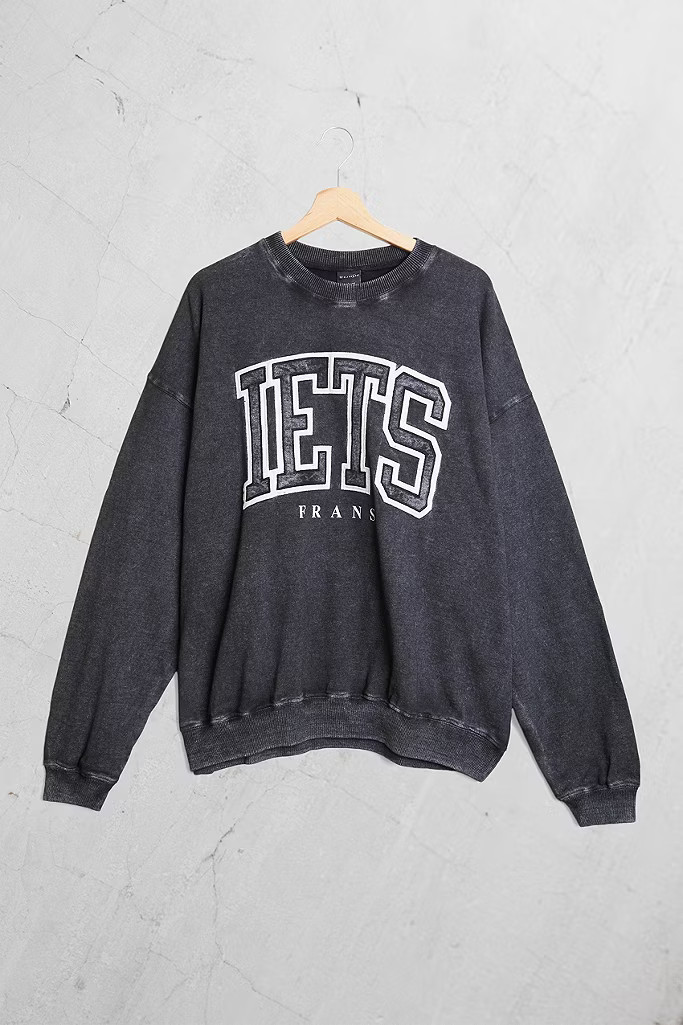 iets frans... – Sweatshirt in Schwarz mit Rundhalsausschnitt, Applikation und Vintage-Waschun... | Urban Outfitters (EU)