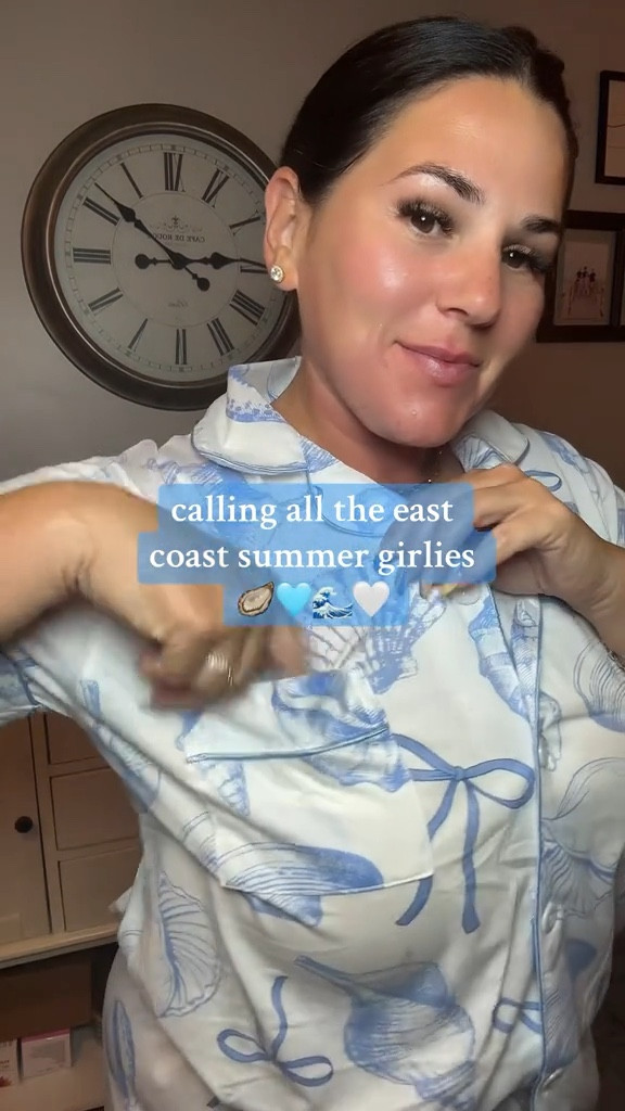 calling all the east coast summer girlies
these Coastal pajamas are
such a vibe!! #coastalgrandmother #coastalgranddaughter #eastcoastsummer #coastalgrandma #coastalstyle #pajamas #pijama #pjs

#LTKMidsize #LTKFindsUnder50 #LTKSeasonal
