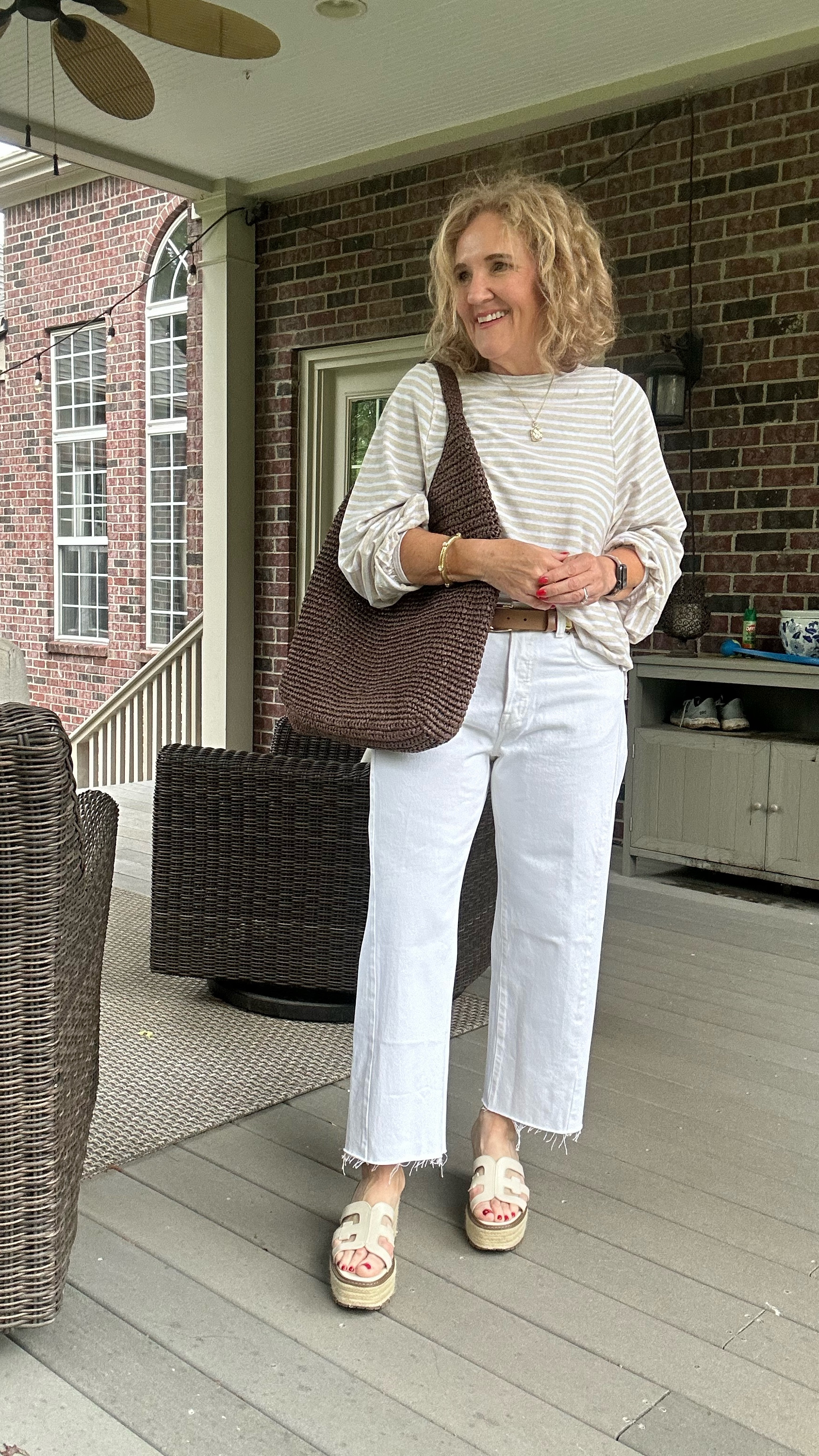 Madewell sale exclusively on LTK with code LTK20 These are the pieced barrel jeans from Madewell. They have less of a barrel, silhouette and more of a slim wide leg silhouette. You can see the side seem where it has that insert that is why it’s called peace. This style does come in bright white. I did size down to a 28 petite.
This striped knit top has a really cool balloon sleeve. Really soft cotton knit. Wearing a medium, you may consider sizing down.

White jeans, barrel jeans, striped top

#LTKxMadewell #LTKOver40 #LTKMidsize