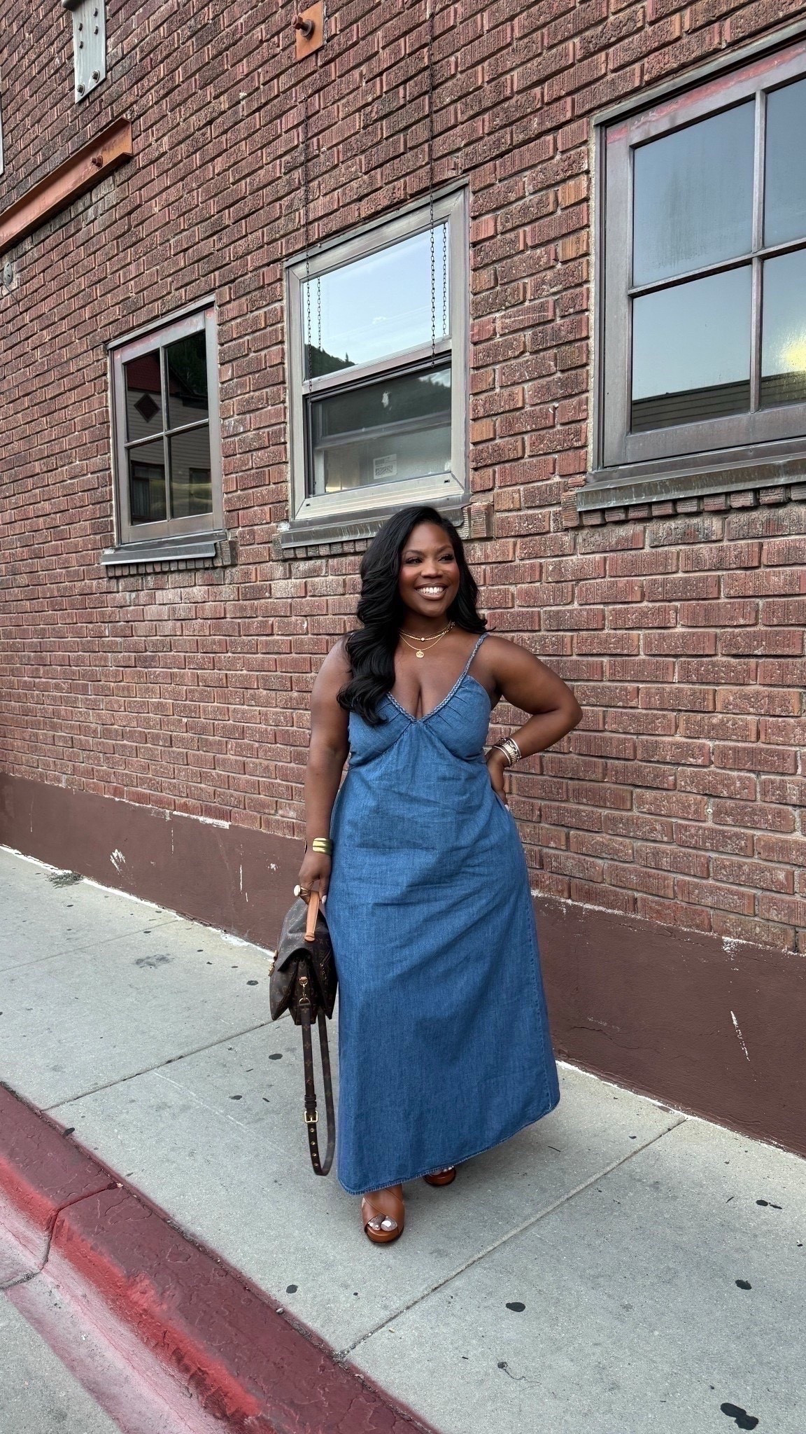 This denim dress y’all loved is back in stock @Torrid🍂✨

VIPs Extra 25% Off, Loyalists Extra 20% Off,
Insiders Extra 15% Off Cart*
Stacks w/ Torrid Cash
or 35% Off (Use Code CASHIN)

Sizing details:
Dress: 0

Curvy girl outfits, fall outfits women, fall dresses, denim dress, long dress, torrid sale, brunch date, Emmy Petit
