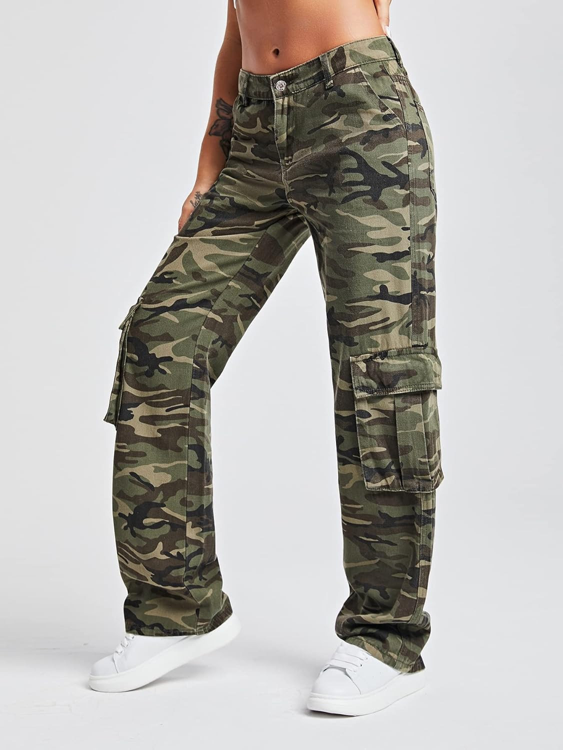WDIRARA Women's Camo Print Cargo Jeans High Waist Wide Leg Denim Army Pants | Amazon (US)