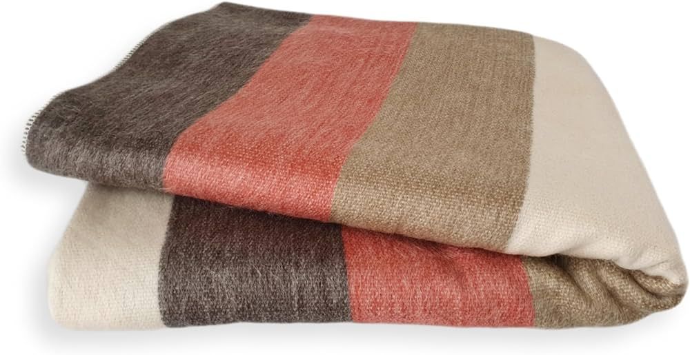 Alpaca Wool Throw Blanket | Warm, Ultra-Soft, Breathable, Non-Itchy Blanket-Throw | Hypoallergeni... | Amazon (US)