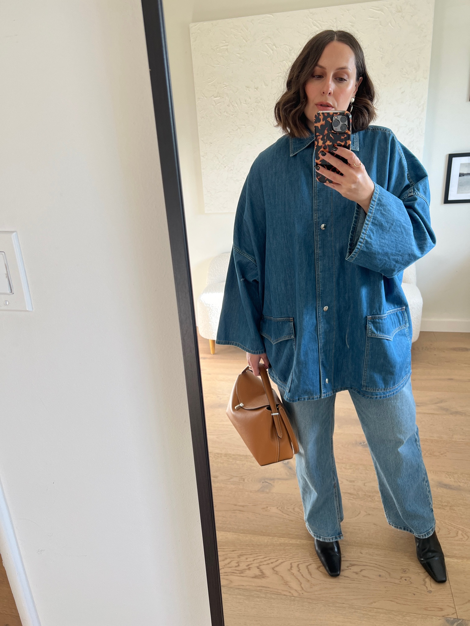 Denim in denim, double denim, curve love jeans, midsize jeans

#LTKSeasonal #LTKmidsize #LTKstyletip