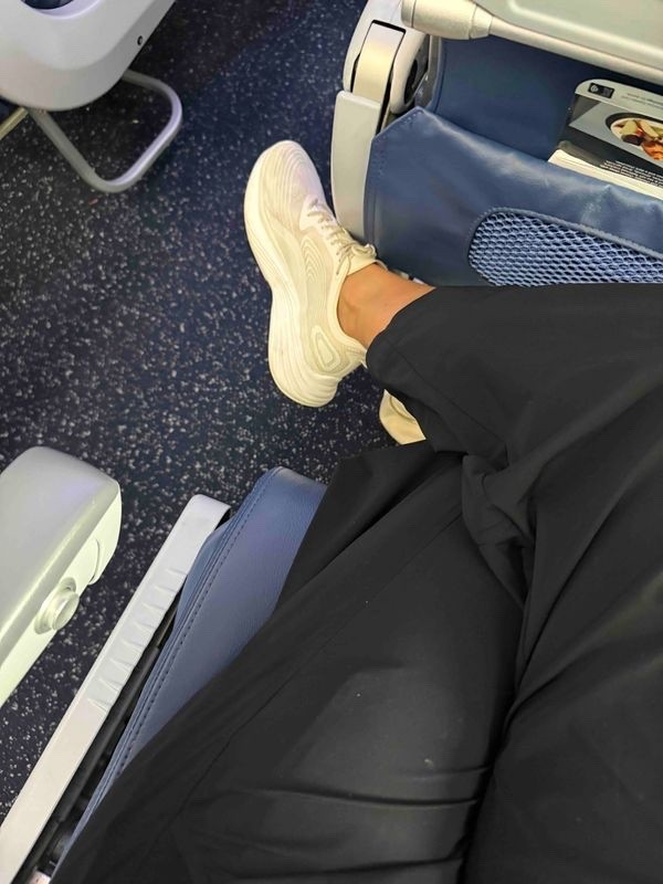 Travel day to Utah. I have the Ruti pants but linked to the Amazon dupe. All of my friends are obsessed with. Pants are already dirty, but this is 
 traveling with children :)

#LTKdayinmylife #LTKmomlife #LTKTravel