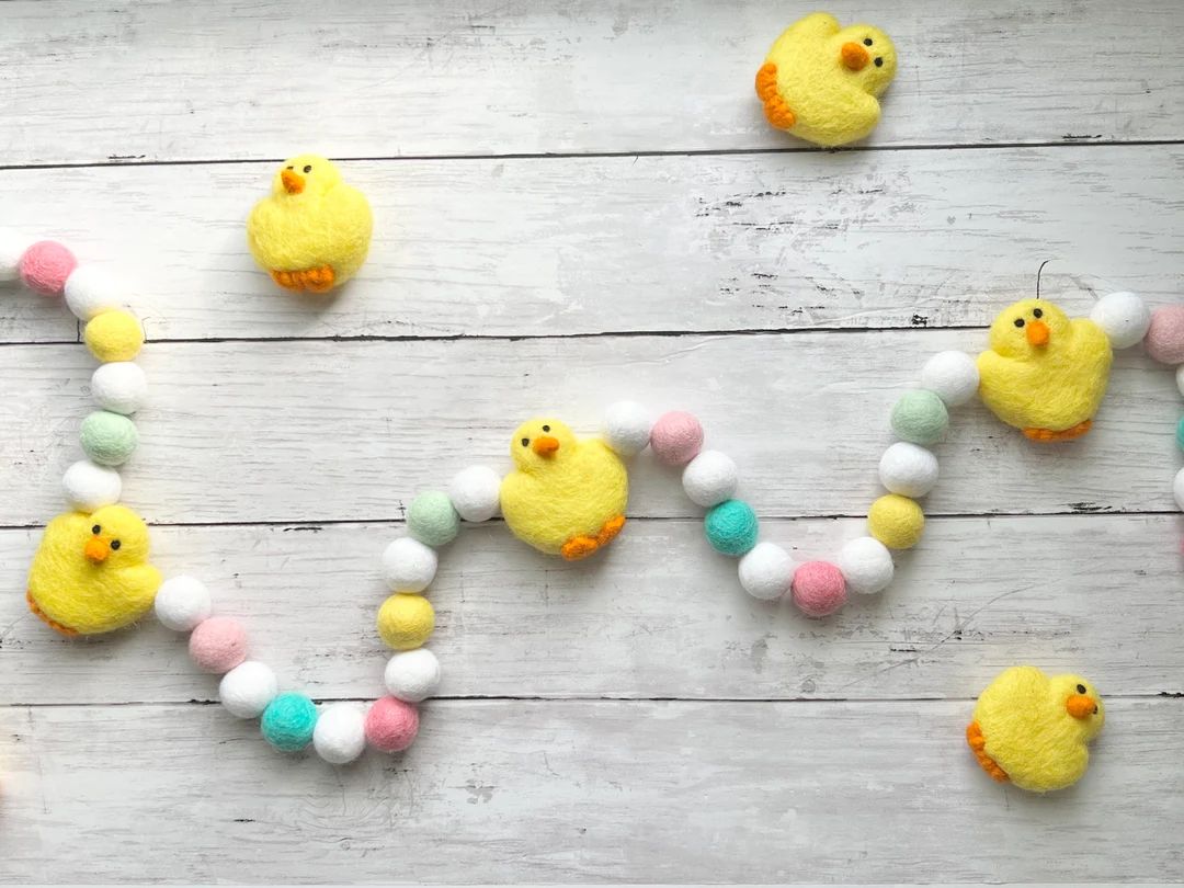 Easter Chicks Felt Ball Garland Pastel Easter Felted Chicks Decoration for Mantel Yellow Chickies... | Etsy (US)