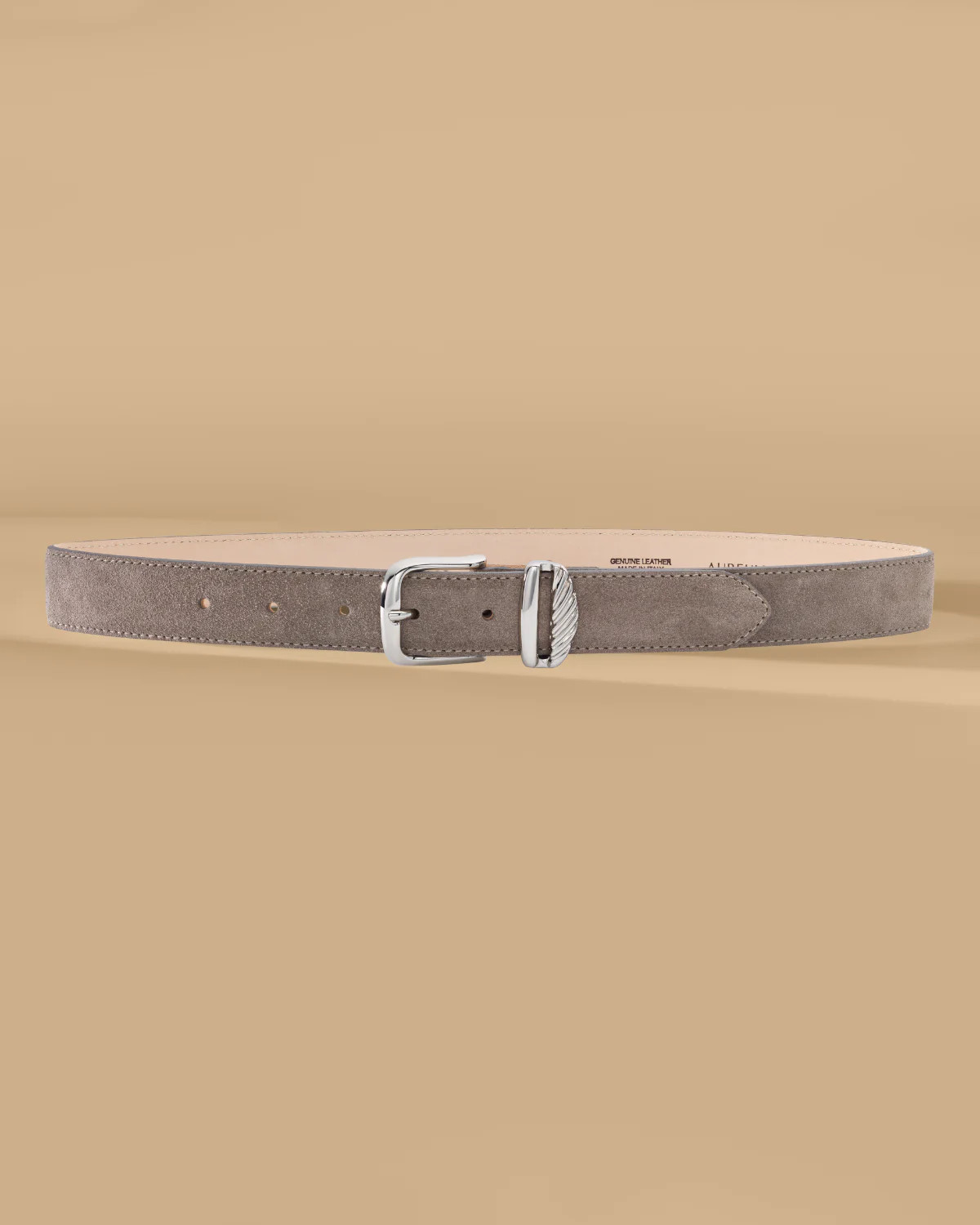 No. 3 | Aureum Collective