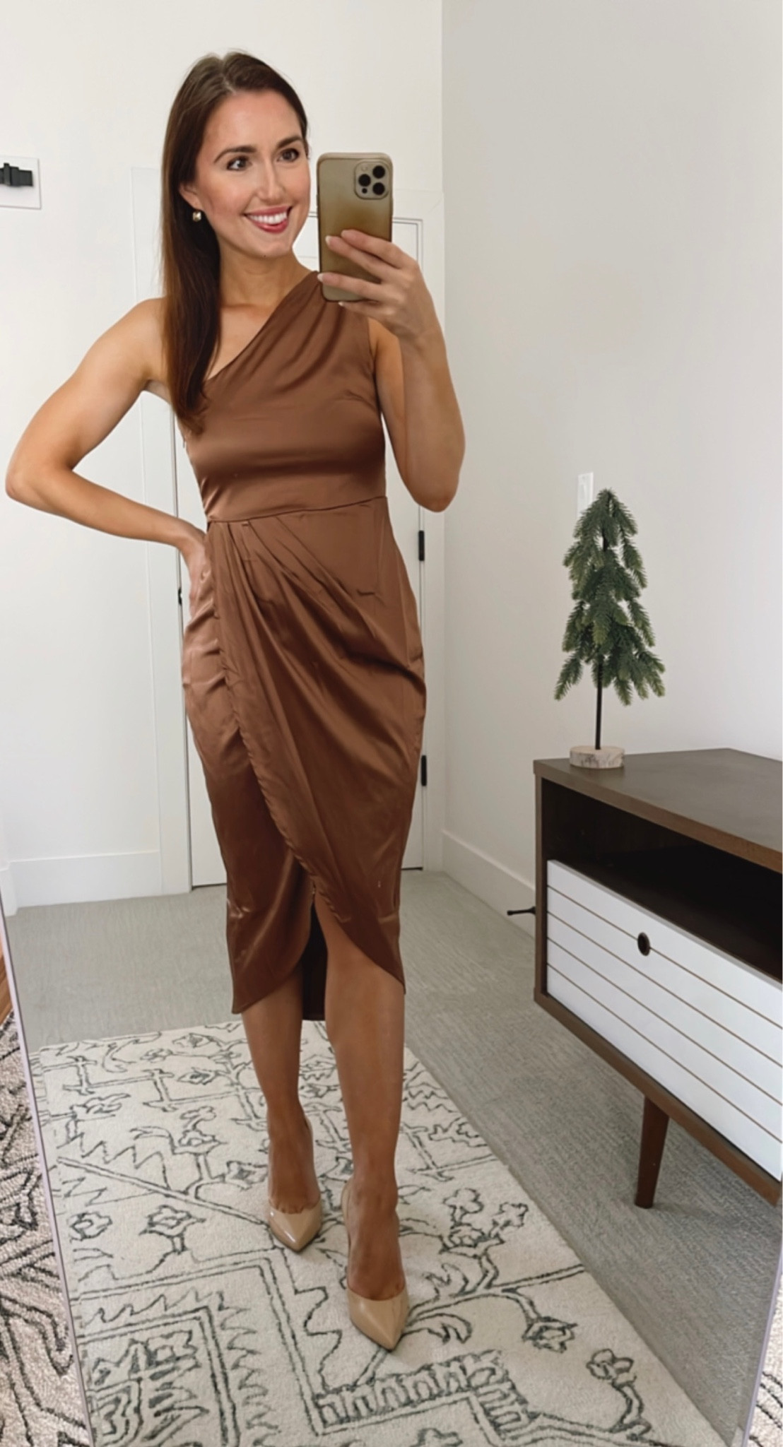 Amazon fashion fall wedding guest dress option
I’m wearing size XS in brown

Found it on amazon 

#LTKwedding #LTKunder50 #LTKSeasonal