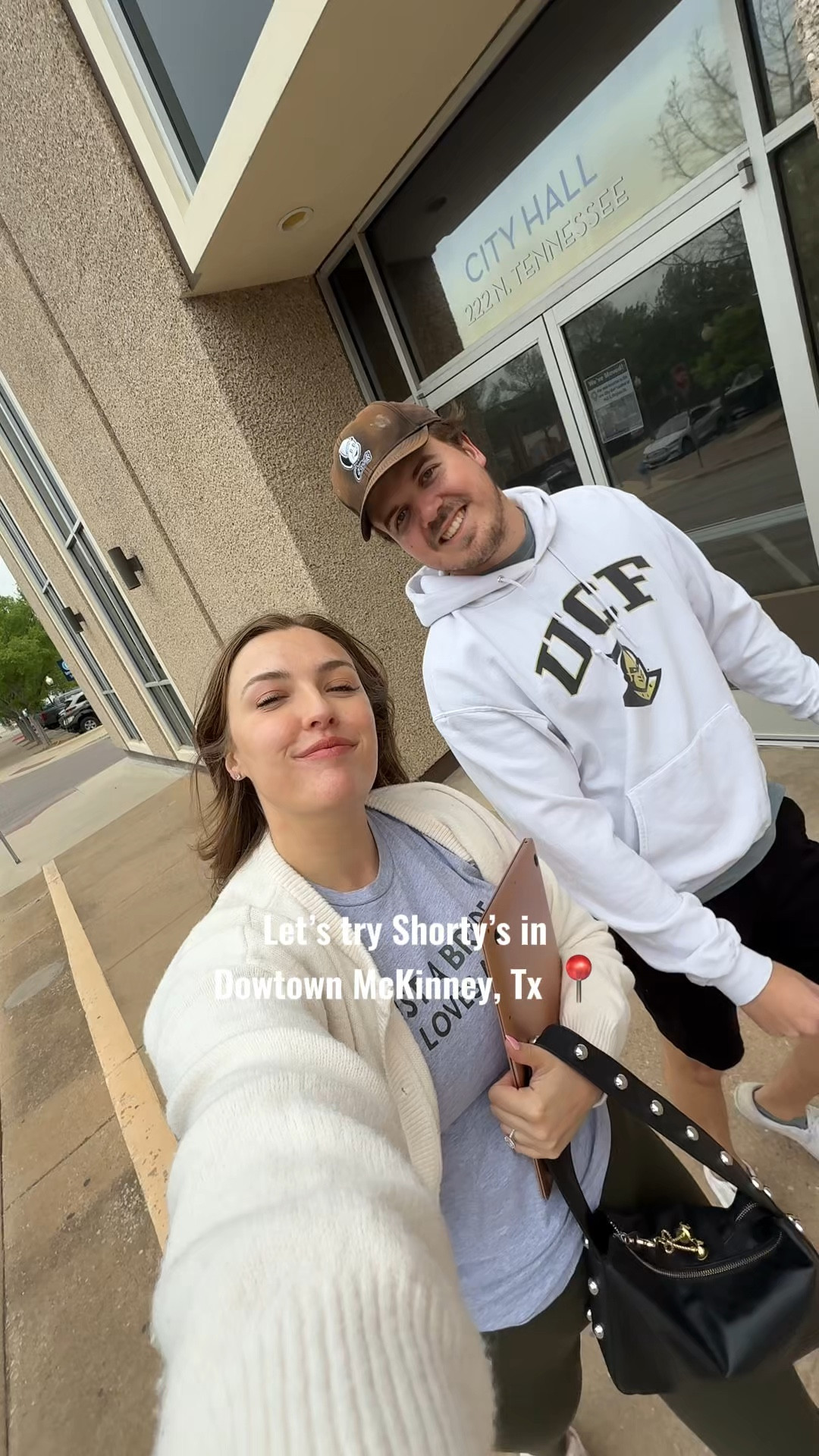 We were so excited for @eatdrinkshortys to open in Downtown McKinney 📍 we stopped in for lunch and give it a 10/10! Great atmosphere, cocktails, and hot dogs 🌭 

#downtownmckinney #mckinneytx #dailyvlog #foodie #dallasinfluencer 

#LTKfoodie #LTKdayinmylife #LTKvlog