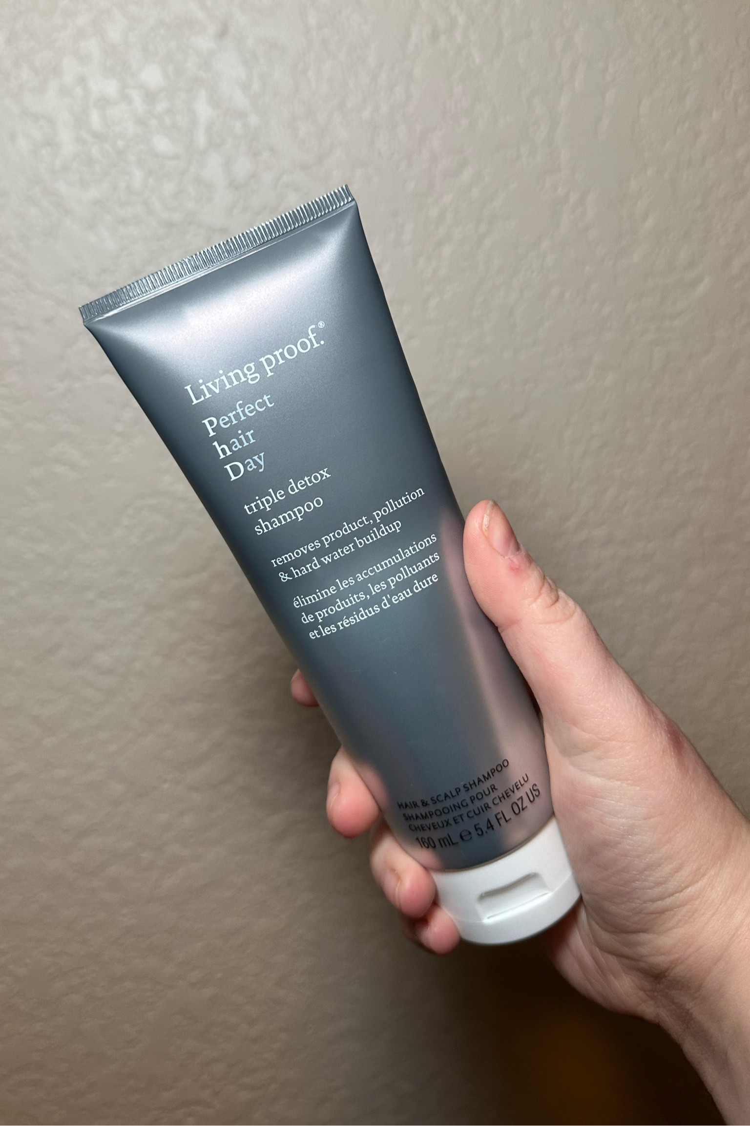 New living proof perfect hair day detoxification shampoo. I used it once and my hair and scalp feels clean

A detoxifying shampoo that gently yet effectively removes buildup from product, pollution, and hard water for softer, more manageable hair

#haircare

#LTKbeauty #LTKunder50 #LTKstyletip
