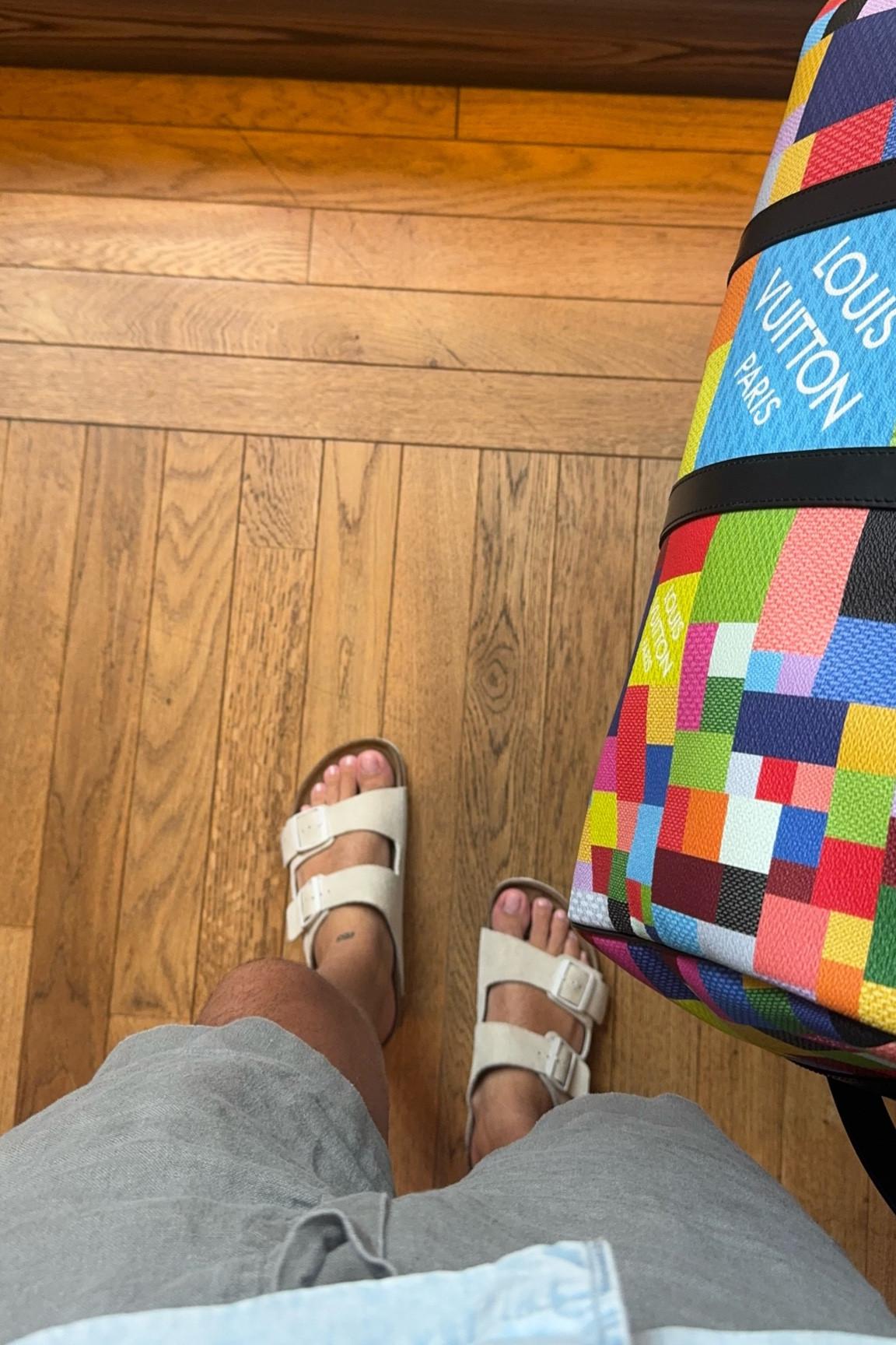 Travel fit… back home. 

Proof that comfy can be chic 🤌🏼

#LTKMens #LTKTravel #LTKStyleTip