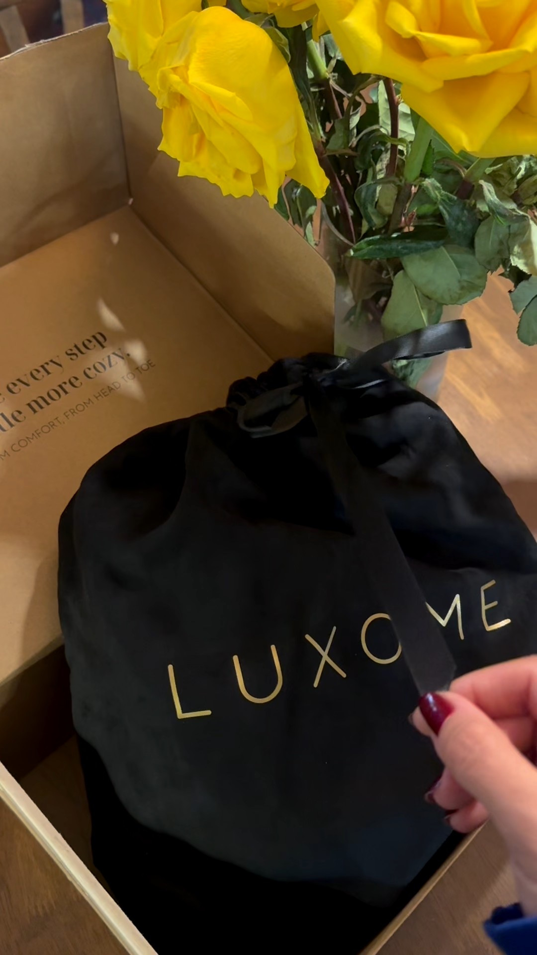 These new @luxome sheepskin + suede luxury slippers are 🫠🫠
Engineered like a sneaker with a 
dedicated outsole, midsole, and removable (washable) insole w/ arch support. 
LIKE ARE YOU KIDDING ?!

#LTKHoliday #LTKmomlife #LTKGiftGuide