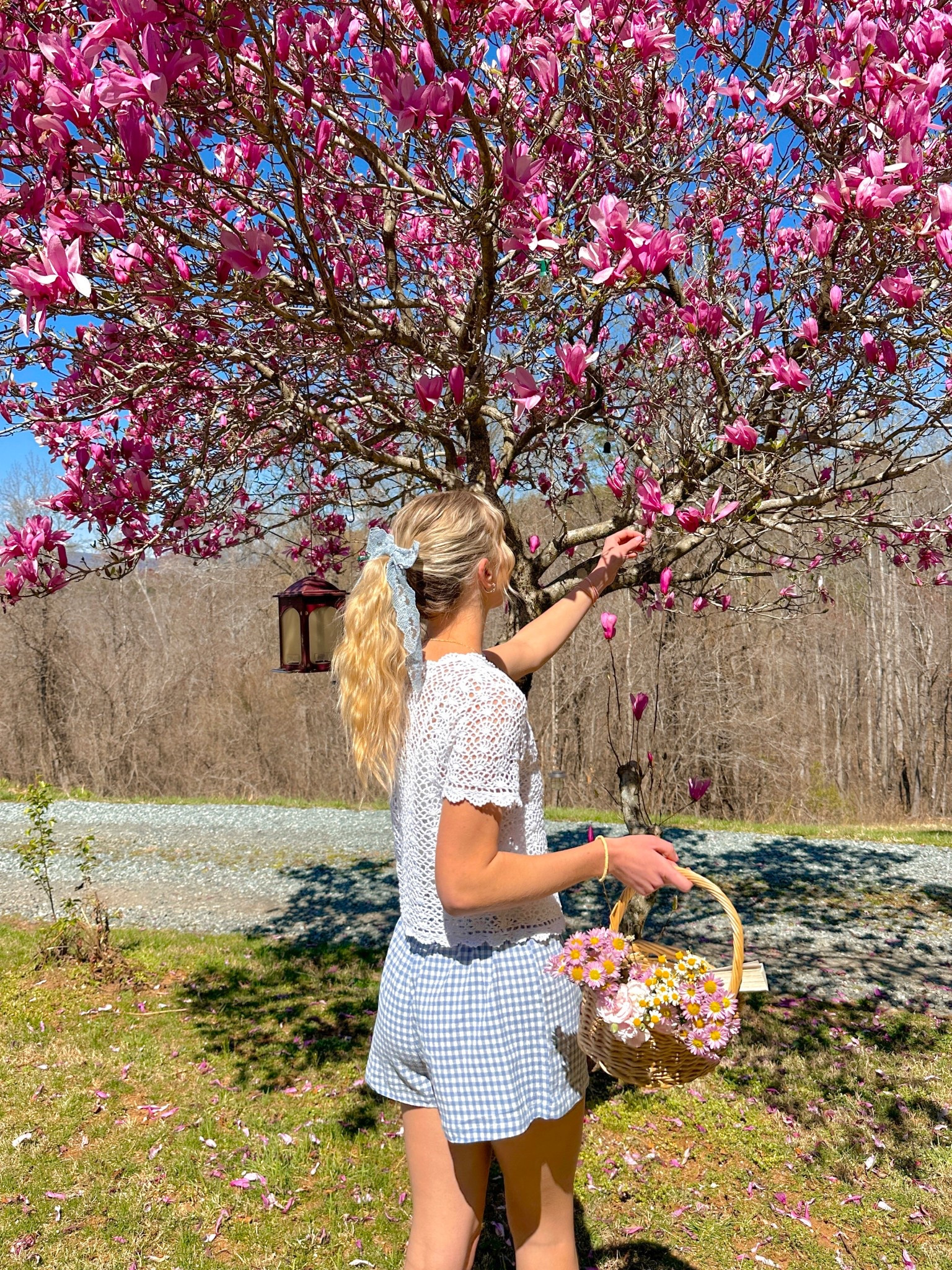 my outfit today 🌼 my top is thrifted but I added a similar option!🫶🏻


#springoutfits #springfashion #spring 

#LTKFindsUnder50 #LTKFestival #LTKStyleTip