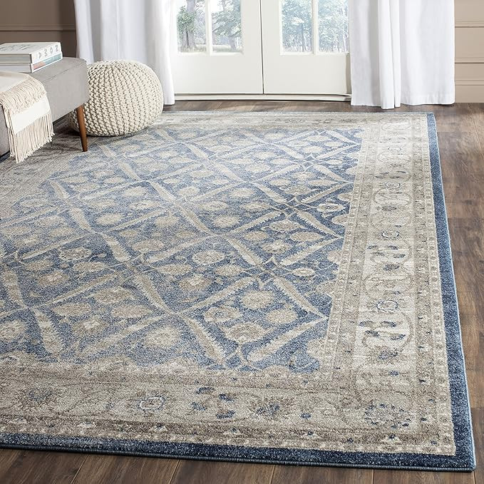 SAFAVIEH Sofia Collection Area Rug - 5'1" x 7'7", Blue & Beige, Vintage Oriental Distressed Desig... | Amazon (US)