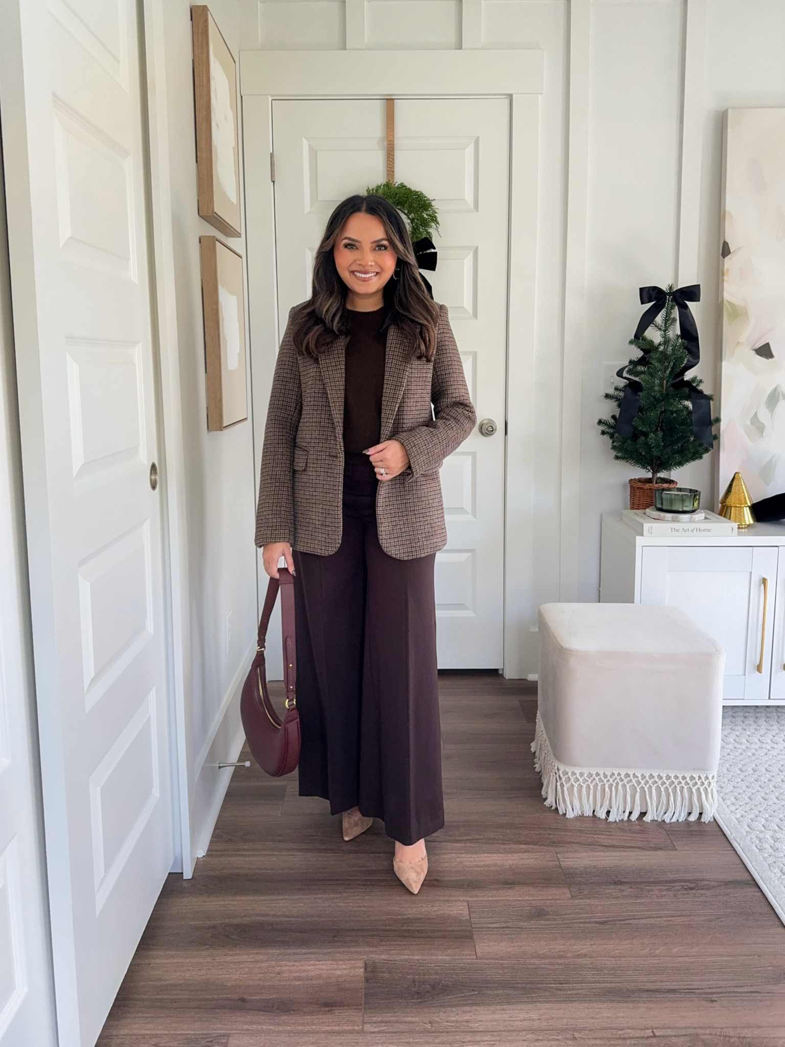 Brown houndstooth blazer size XXS TTS - size up a size if you want to button it over sweaters
Brown sweater size XS TTS - RACHEL25 for 25% off
Brown flare pants size 2 petite TTS
Tan Suede heels size 5 TTS 

Fall Outfits 
Winter Outfits 
Holiday Outfits 
Workwear 
Fall workwear 
Winter workwear 

Honey Sweet Petite 
Honeysweetpetite


#LTKWorkwear #LTKSeasonal #LTKStyleTip