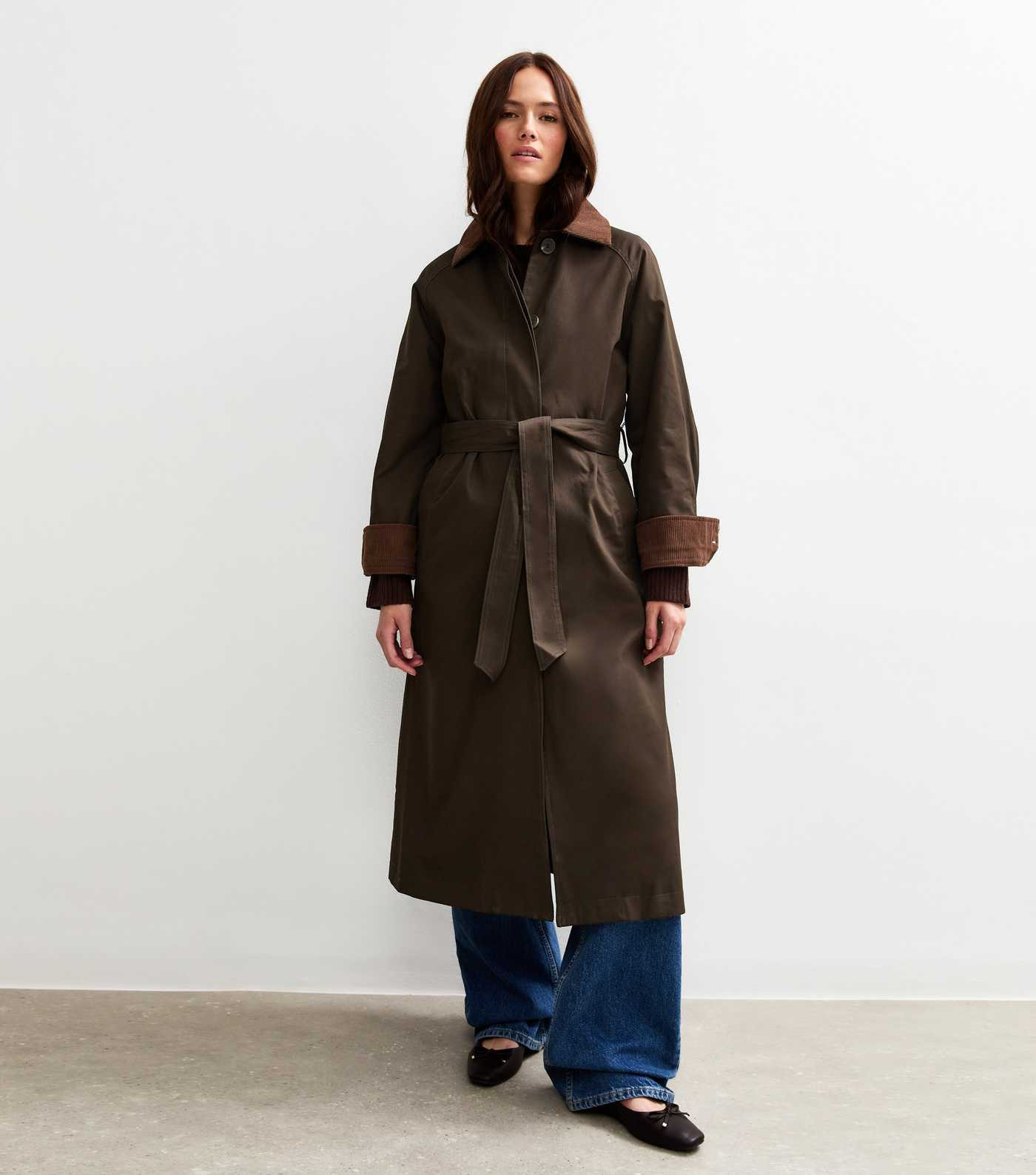 Light Khaki Contrast Collar Trench Coat | New Look | New Look (UK)