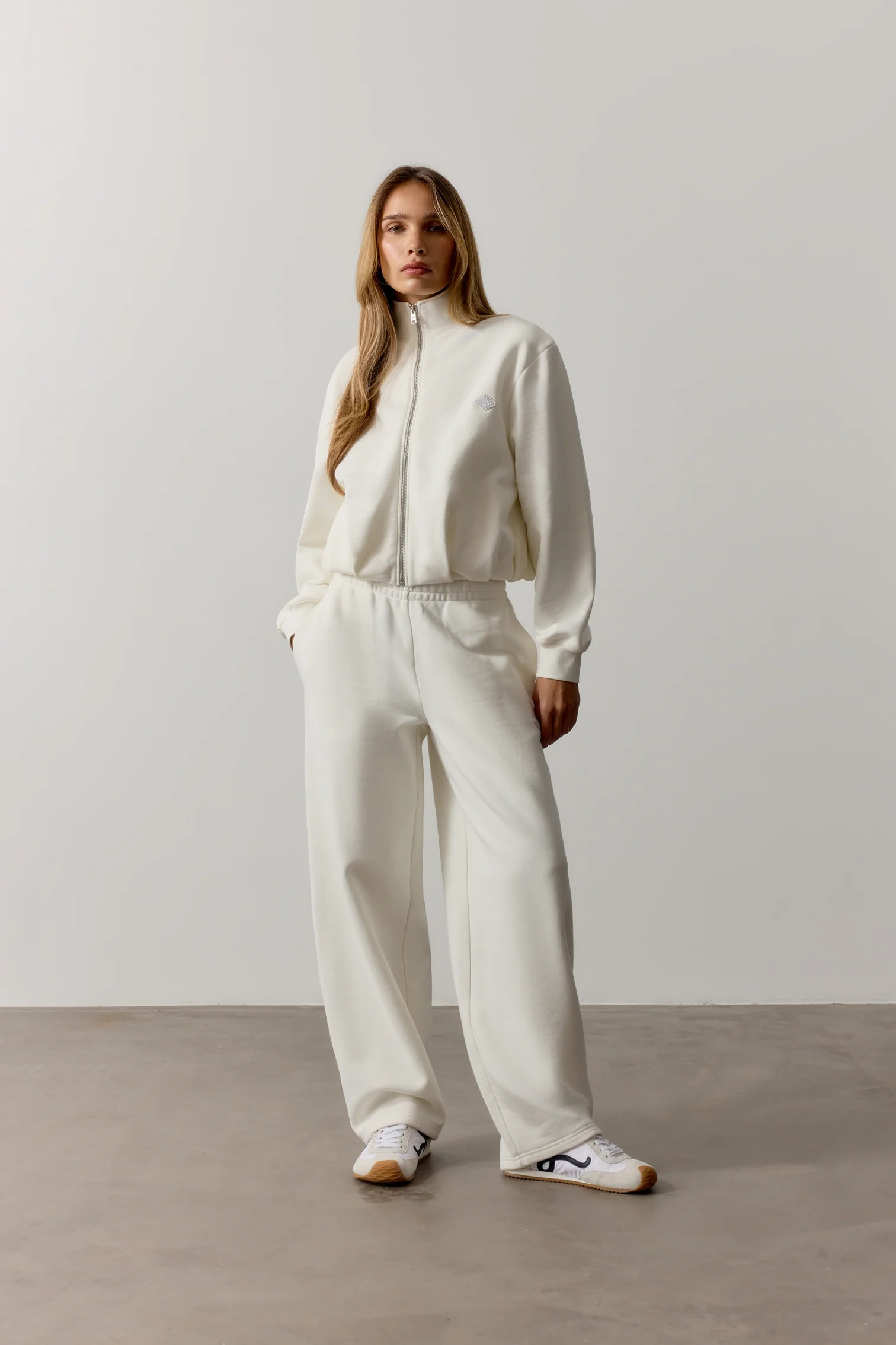 BARREL LEG JOGGER - OFF WHITE | The Couture Club