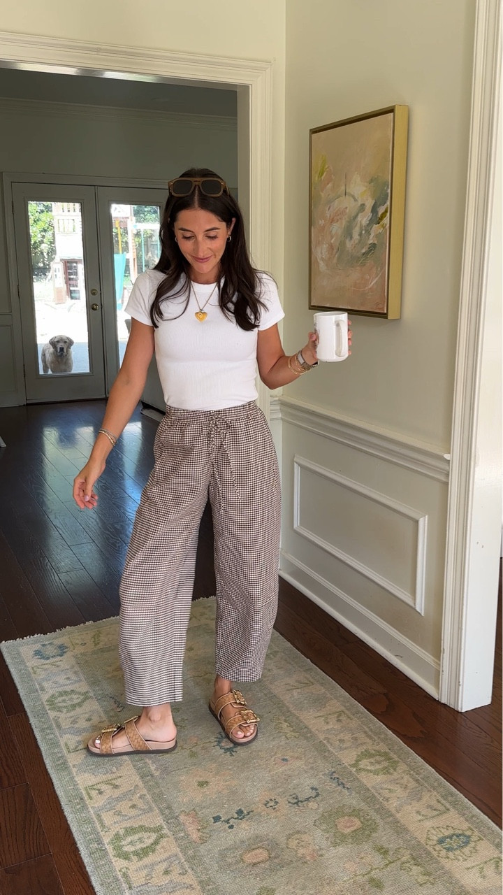 what I wore to drop off + Lillian’s bow that she insists on not wearing 🤪 wearing an XXS short in the pants & XS in the tee  

#LTKSaleAlert #LTKFindsUnder100 #LTKFindsUnder50