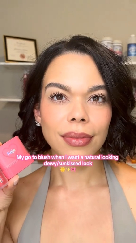 Glowy Sun Kissed Spring Makeup Look #springmakeup

#LTKSeasonal #LTKStyleTip #LTKBeauty