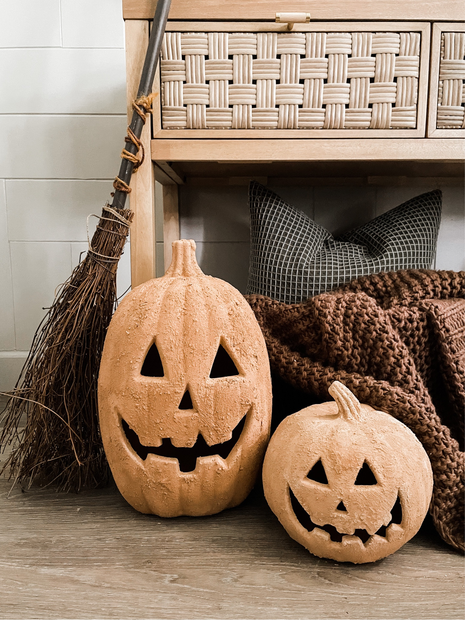 Pumpkins to turn into “terracotta” 

#LTKhome #LTKSeasonal #LTKHalloween