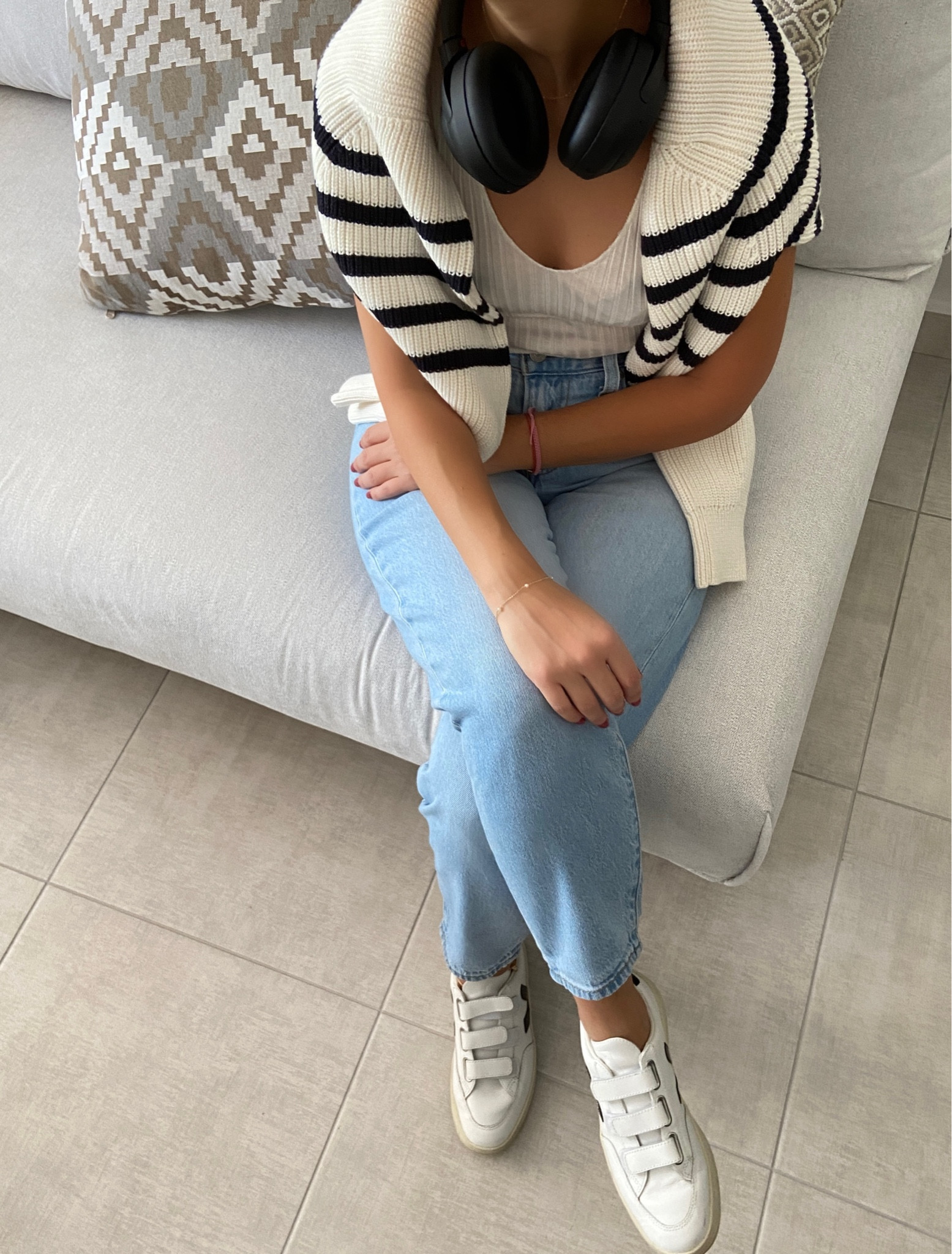 Levi’s jeans, COS knit sweater,Sony headphones,Veja sneakers #competition fall outfit 

#LTKSeasonal #LTKstyletip #LTKeurope