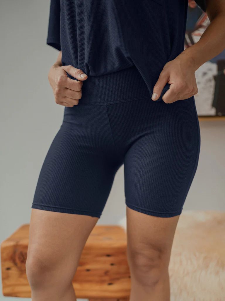 Women's Bamboo Waffle Knit Mid-Length Biker Shorts | Cozy Earth