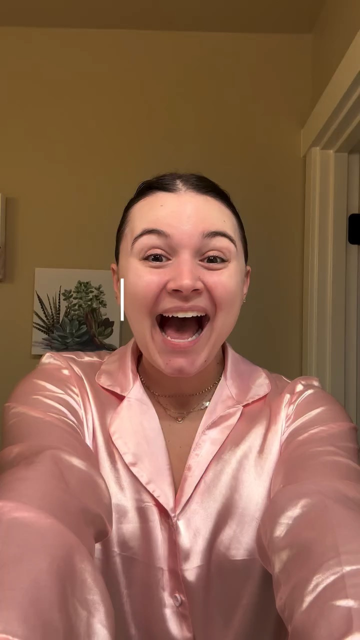 Ending vlogmas a day early but thank you everyone for coming along on this journey 💗

Back in 2016 I got my social media start vlogging my life and it’s been such a treat to continue it almost 9 years later. I hope you’ve enjoyed seeing more of my everyday and joining along on the adventures of December. I wish everyone a very merry Christmas and happy holiday season. I appreciate yall 🥹

#vlogmas #vlogmas2024 #dayinmylifevlog #workdayinmylife #workfromhomevlog

#LTKBeauty #LTKSeasonal #LTKHoliday