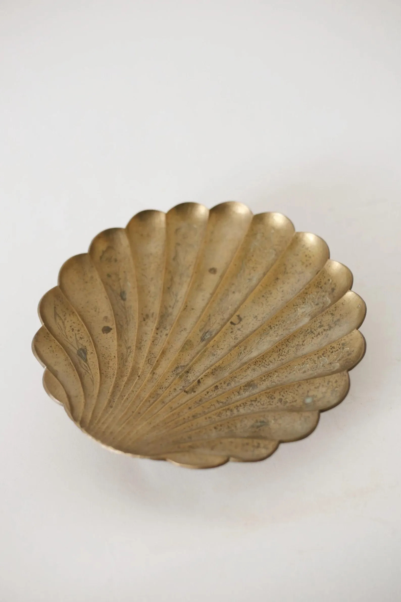 Vintage Large Solid Brass Clam Shell Footed Dish / Vintage Jewelry or Trinket Dish / Vintage Uniq... | Etsy (US)