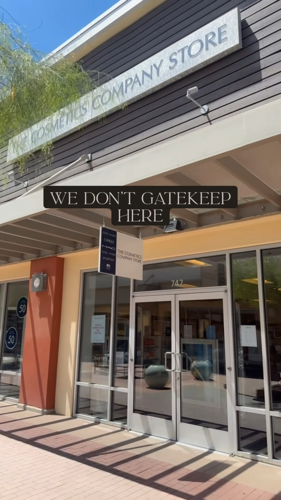 NO GATEKEEPING HERE !! 

THE COSMETICS COMPANY STORE 
TO GET LUXURY MAKEUP BRANDS! 

Checkout my socials for the STORE LINK! 


#LTKBeauty #LTKFindsUnder100 #LTKItBag