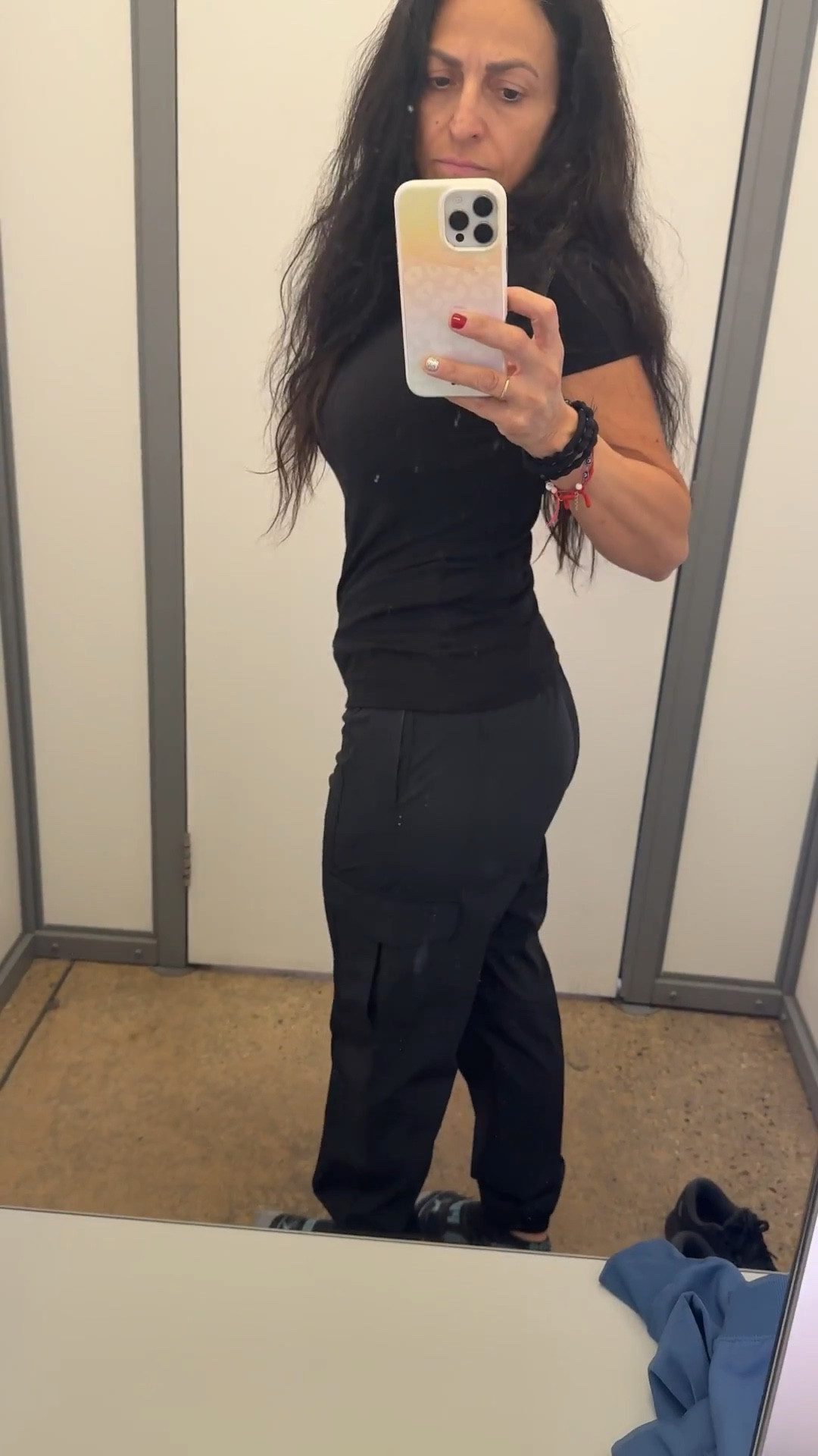 Super cute Athletic Works Women's and Women's Plus Super Soft Jogger Pants - Sizes XS-4X 👖, Paired with this comfy No Boundaries Short Sleeve Crewneck
Tee 👚

#LTKFindsUnder50 #LTKStyleTip #LTKActive