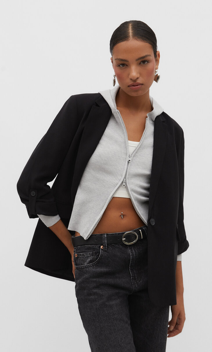Blazer manches retroussées - Tout afficher femme | Stradivarius France | Stradivarius (FR)