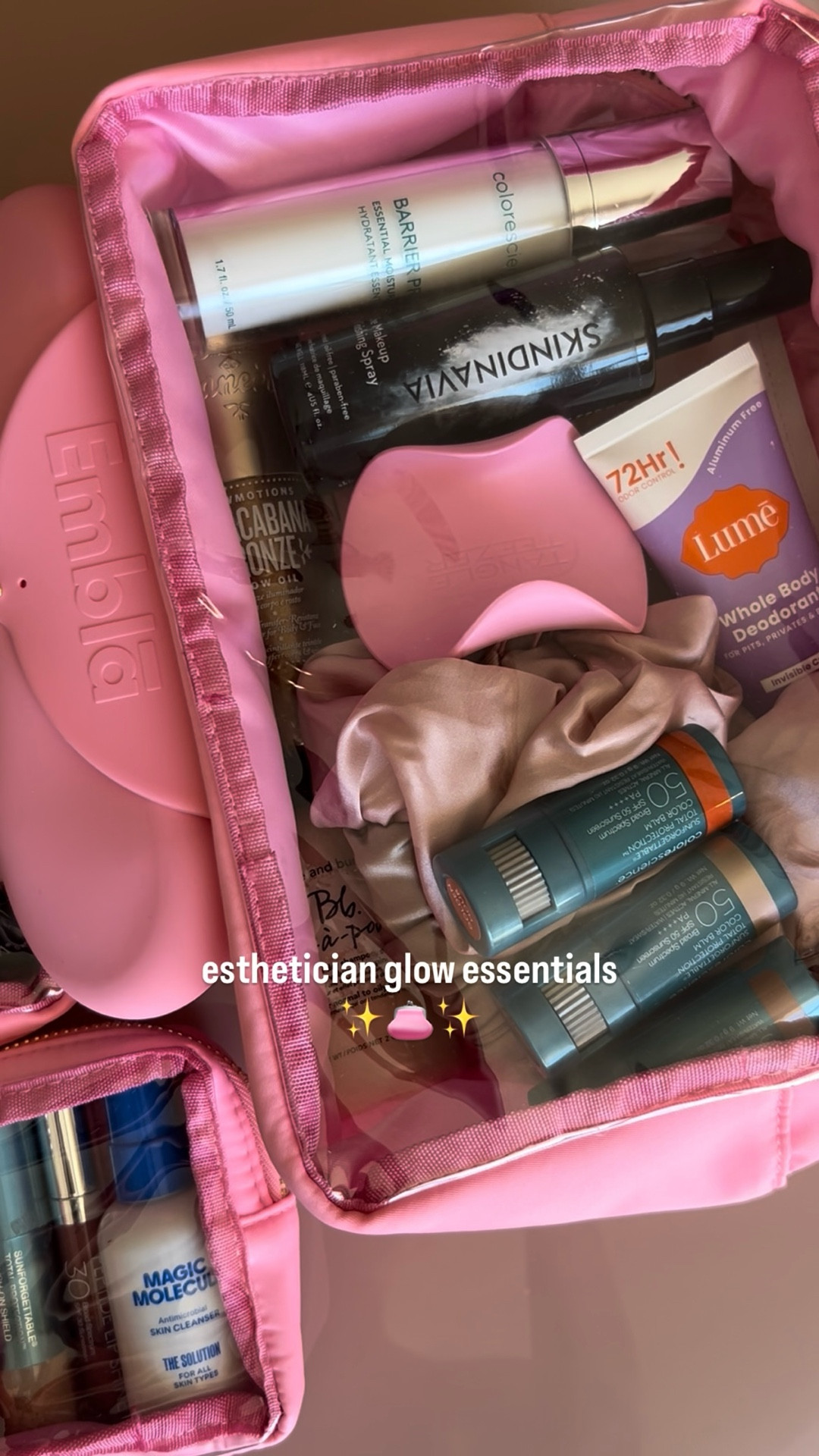 The gang’s all here 🥹👛✨

I’m loving these clear makeup bags, perfect for travel-friendly and daily beauty organization! Plus, the silicone holder keeps my brushes tidy and clean ☁️

Mine are in the color Flamingo 🦩 but there are more cute colors and styles to choose from, check them all out below on Amazon ↓✨

#LTKBeauty #LTKItBag #LTKTravel