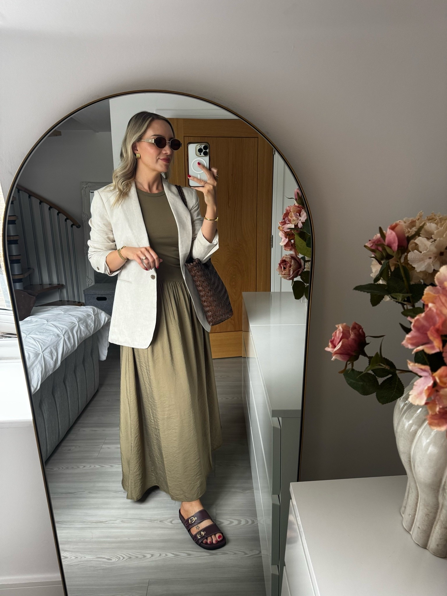 A smart casual spring/summer outfit idea 🫶🏼

I wear a size small in the khaki midaxi dress and a medium in the blazer

#LTKspring #LTKsummer #LTKdresses
